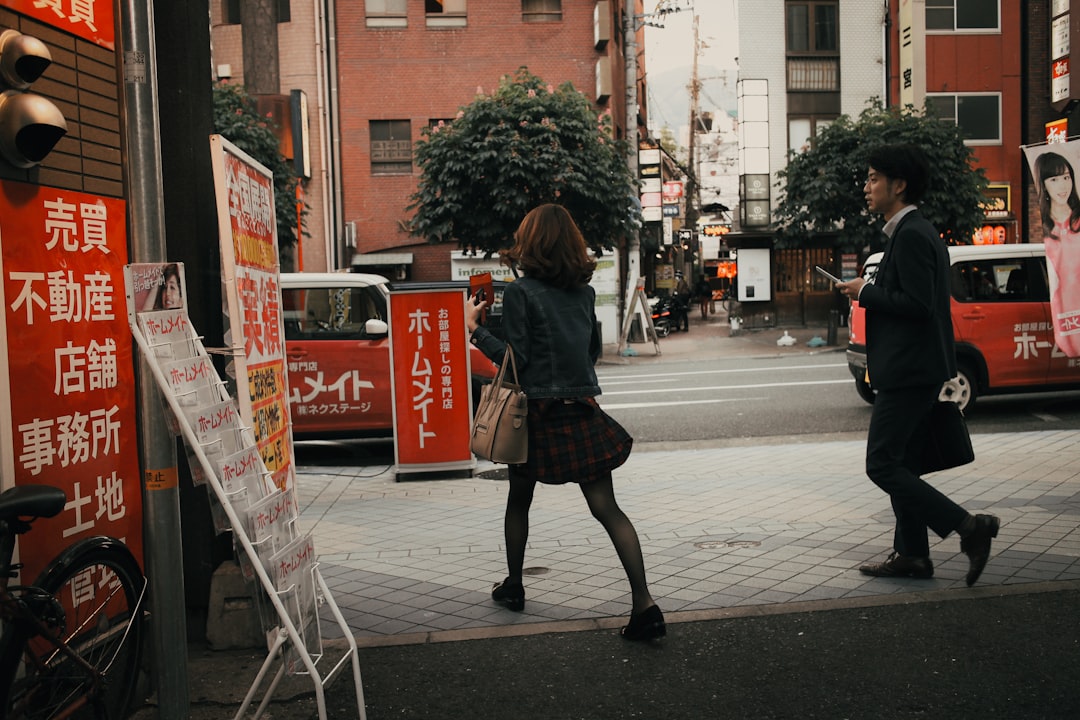 芸能人カップルが長続きしない理由【業界の実態】