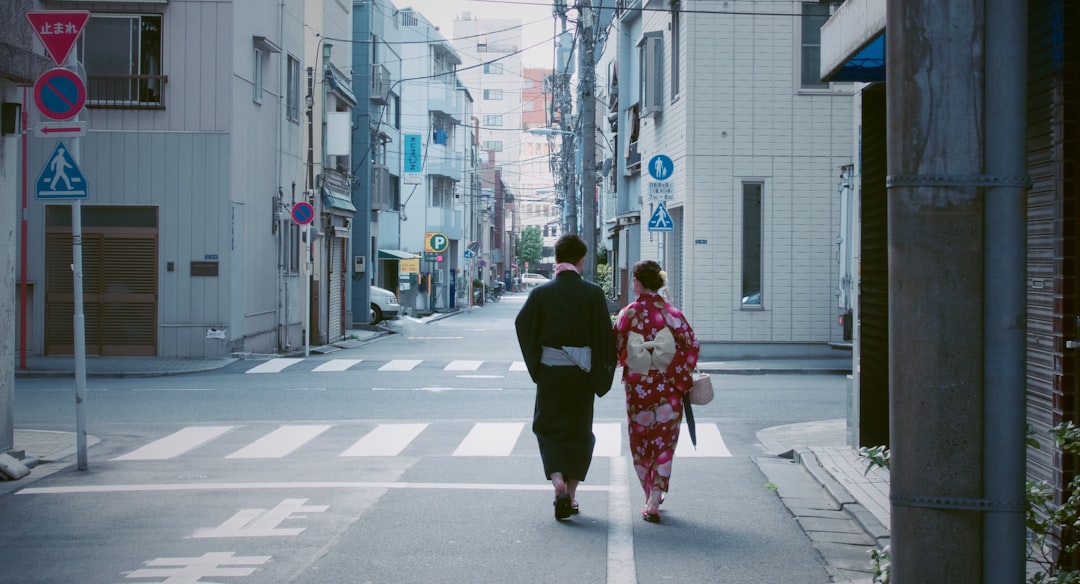 芸能人カップルが長続きしない理由【業界の実態】