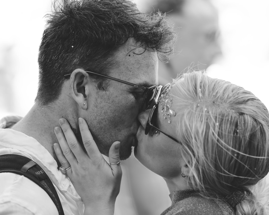 MBTIタイプ別・「ズボラさ」の恋愛における特徴と落とし穴