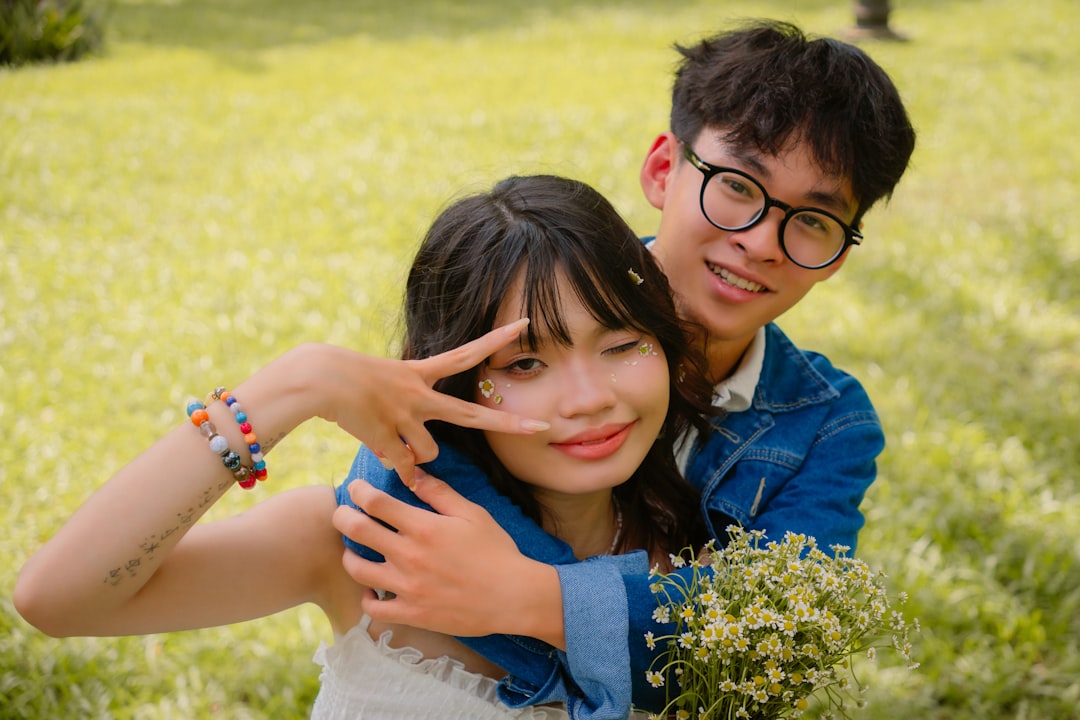 相手の気持ちが伝わらない夫婦の特徴──星座占いが示す「愛情表現の違い」